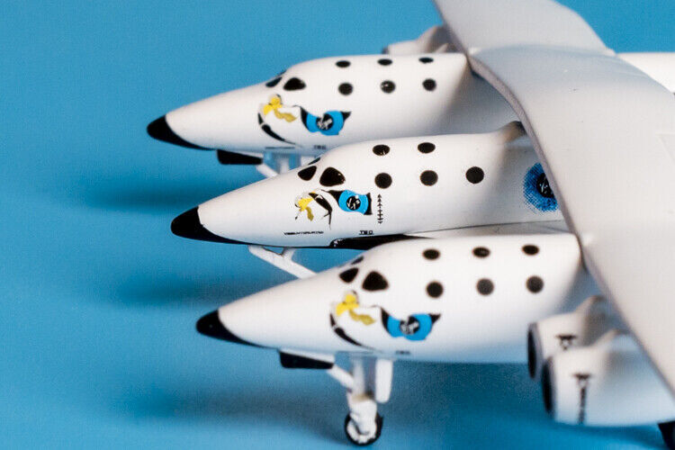 1:400 JC Wings VIRGIN GALACTIC Old Livery Passenger Plane Diecast Aircraft Model
