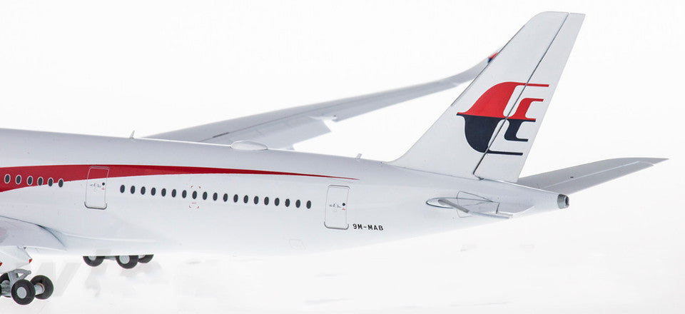 1:200 33CM JC Wings Malaysia Airlines A350-900 Flap Down Airplane Diecast Model