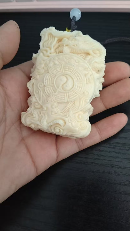 Resin Fudo Myoo Pendant Necklace Guardian Buddha Amulet Carved Unisex Jewelry