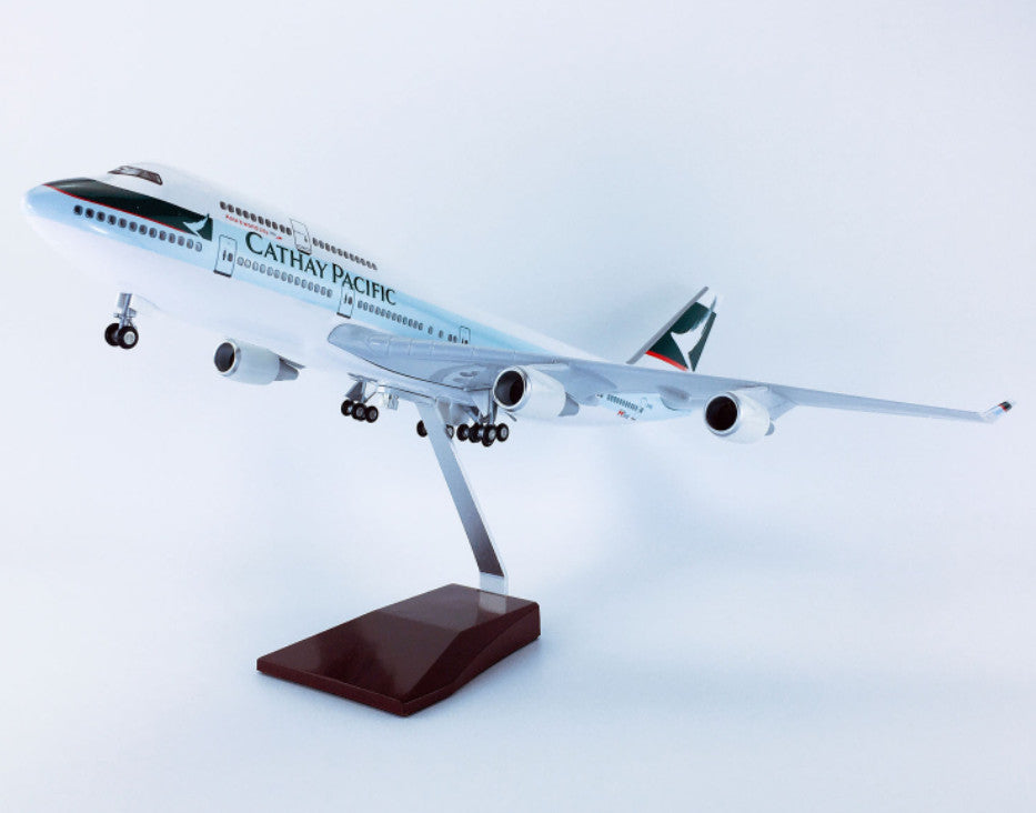 1:150 47CM CATHAY PACIFIC BOEING 747-400 Plane Landing Gear Resin Aircraft Model