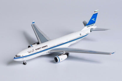 1:400 NG Model KUWAIT AIRWAYS AIRBUS A330-200 Passenger Airplane Diecast Model