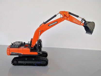 1:50 DOOSAN DX380LC-9C Hydraulic Excavator Contruction Machine Diecast Model