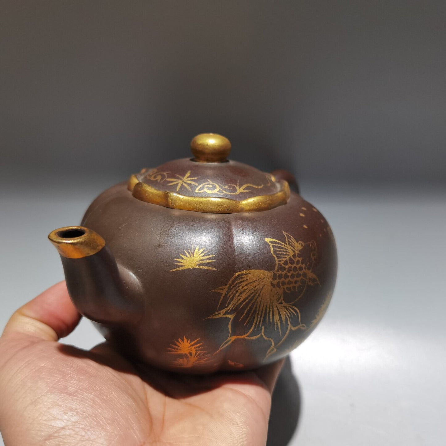 Chinese Yixing Zisha Clay Handmade Exquisite Teapot （描金窑变壶 低款：乾隆御制)