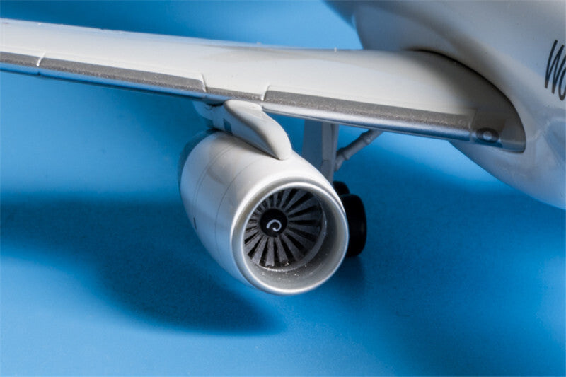 GeminiJets Worldwide Services UPS for Boeing B757-200PF N464UP 1/200 plane Model