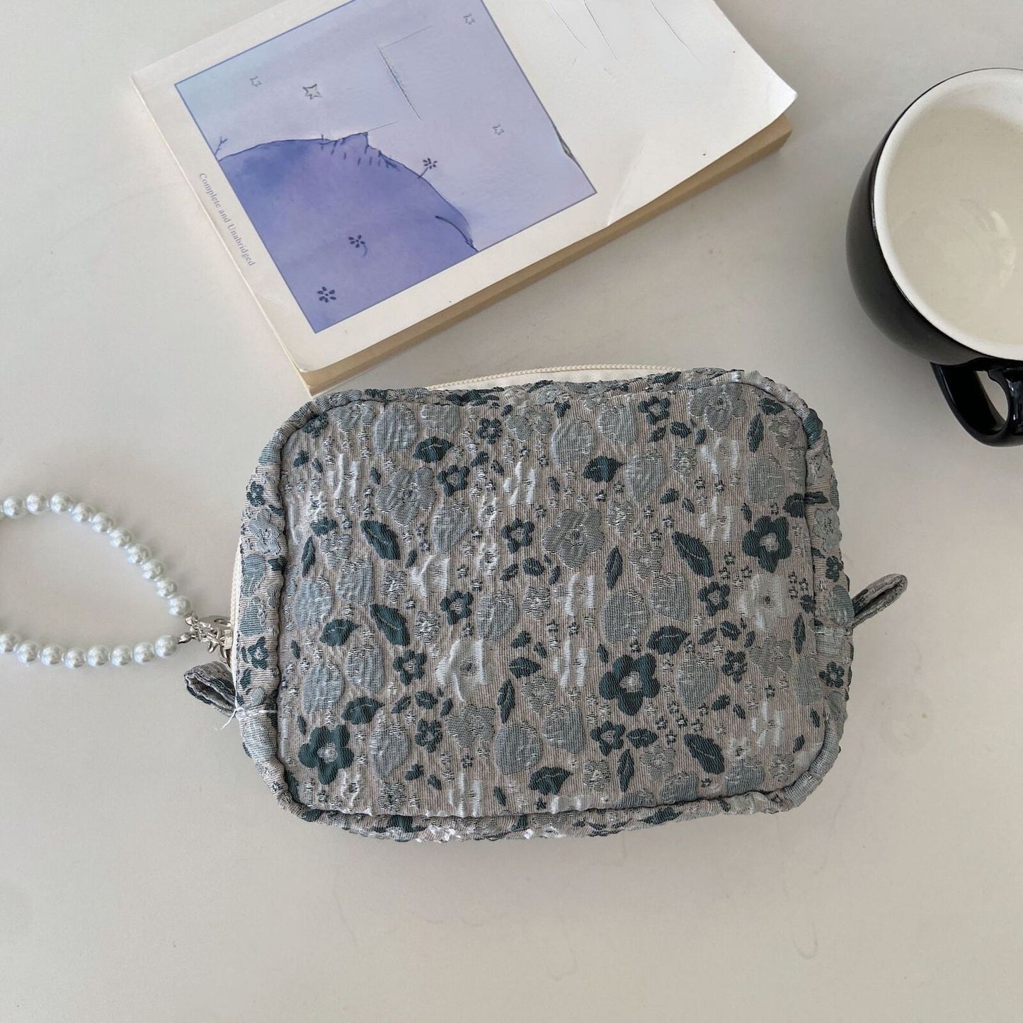 Floral Small Travel Cosmetic Bag Clutch Make Up Storage Toiletry Bags 5*15*11 CM