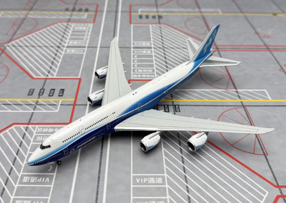 1:400 HX Models BOEING 747-8 Passenger Plane Airplane Diecast Aircraft Model