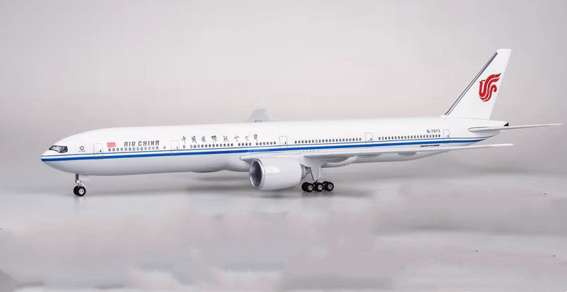 1:157 47CM AIR CHINA BOEING 777-300ER Airplane Landing Gear Resin Aircraft Model