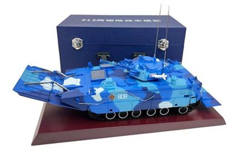 1:30 37CM 212B ZBD-05 Amphibious Infantry Fighting Vehicle Diecast Armor Model