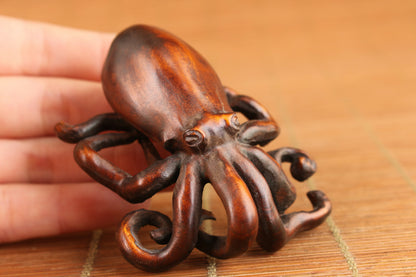 Rare chinese boxwood hand carving octopus statue collect hand piece netsuke