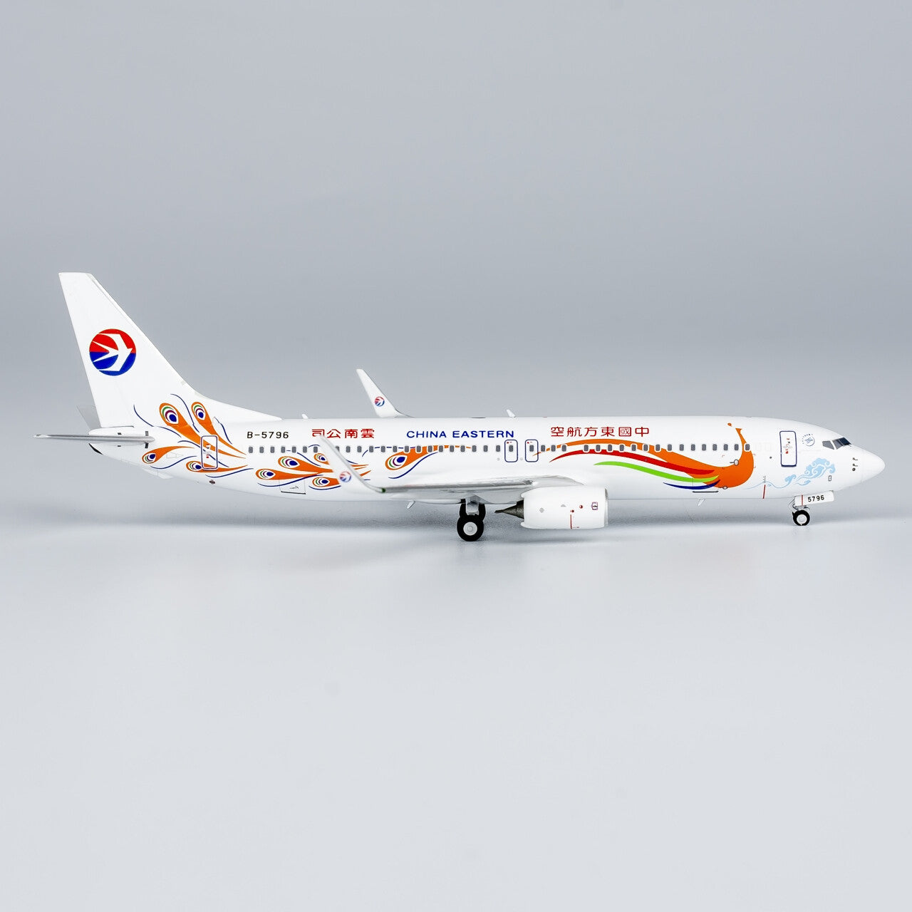 1:400 NG Model CHINA EASTERN BOEING 737-800 Passenger Aircraft Diecast Model