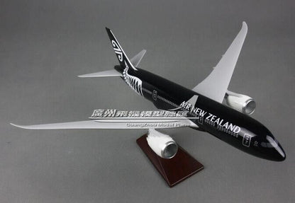 43CM AIR NEW ZEALAND BOEING 787 ZK-NZE Passenger Airplane Resin Aircrarft Model