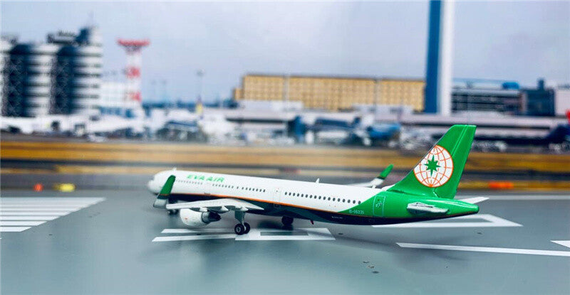 Phoenix EVA Air Taiwan new paint for Airbus A321 B-16221 1:400 Aircraft Model