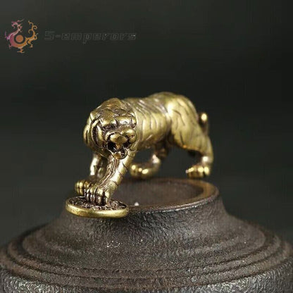 China Fengshui Bronze Copper Zodiac Year Tiger Beast Animal King Pendant Statue