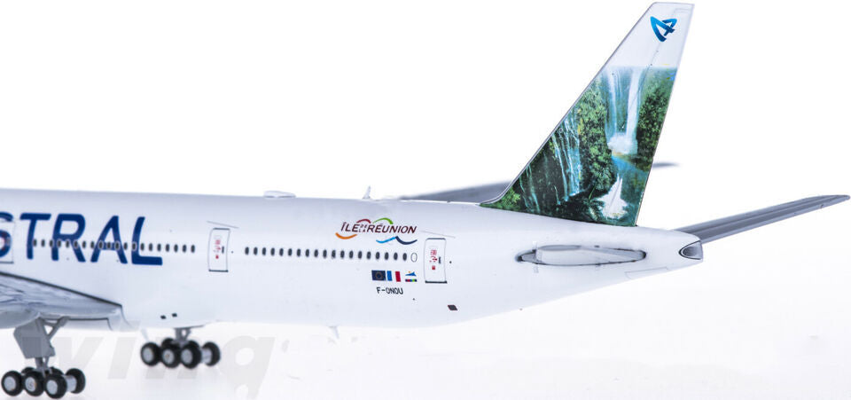 1:400 JC Wings AIR AUSTRAL BOEING 777-300ER Passenger Plane Diecast Plane Model