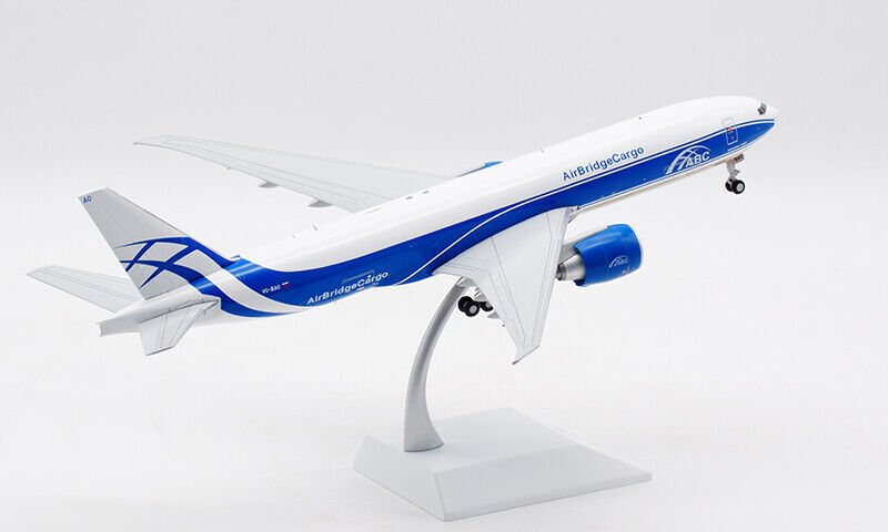 1:200 32CM JC Wings AirBridgeCargo BOEING 777-200LRF Airplane Diecast Model