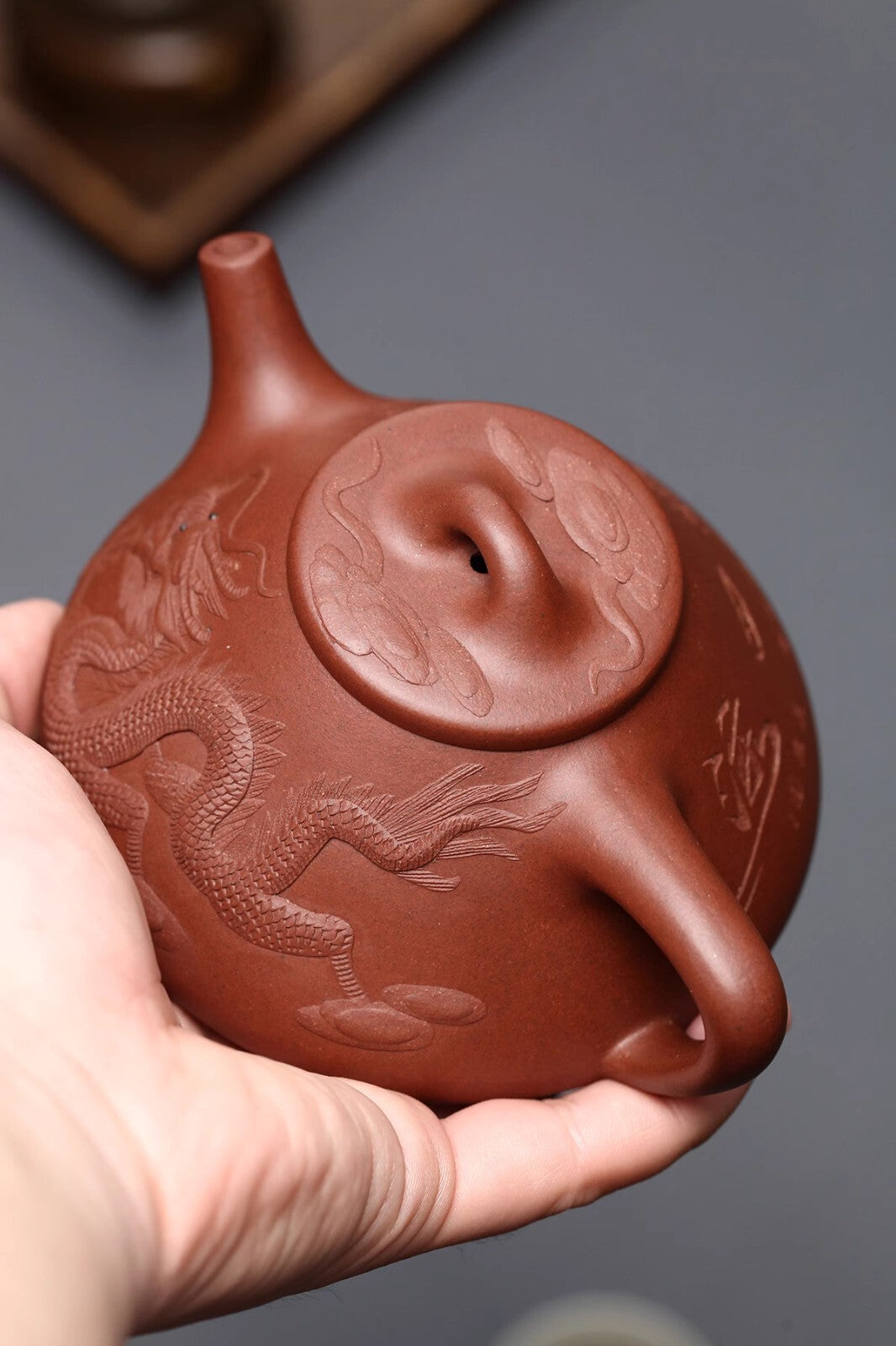 300cc chinese Yixing Handmade Zisha teapot DiCaoQing Ni Dragon Hu Gongfu Tea Pot