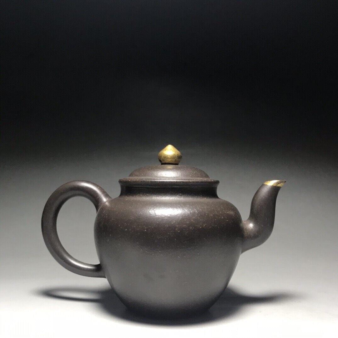 Chinese Yixing Zisha Clay Handmade Exquisite Teapot（笑樱 底款：金鼎商标）