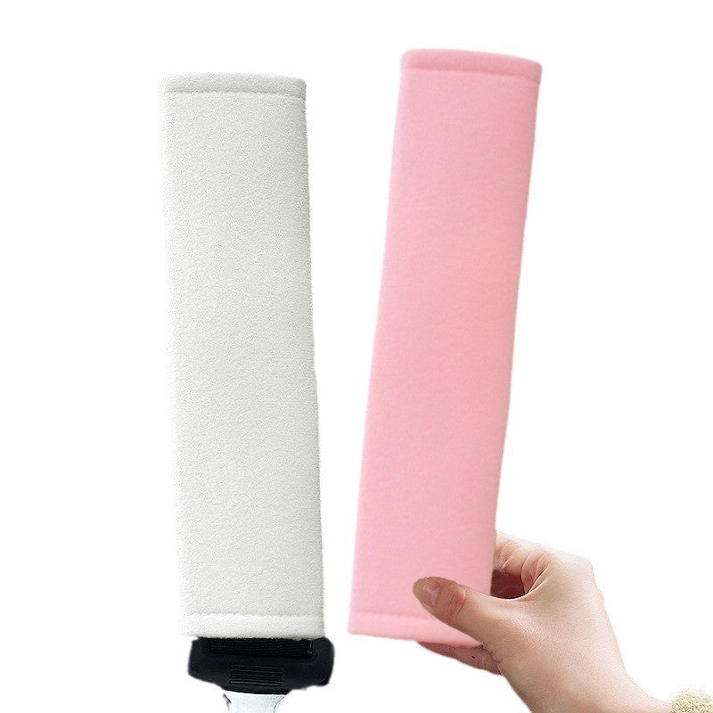 2 pieces of car seat belt shoulder protectors made of soft velvet universal