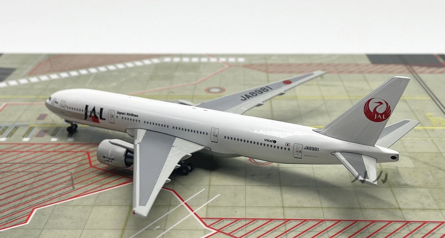 1:400 JAL JAPAN AIRLINES BOEING 777-200 Passenger Plane Diecast Aircraft Model