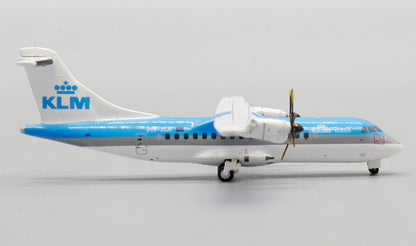 1:400 JC Wings KLM Commuter ATR-42-300 Passenger Airplane Diecast Aircraft Model