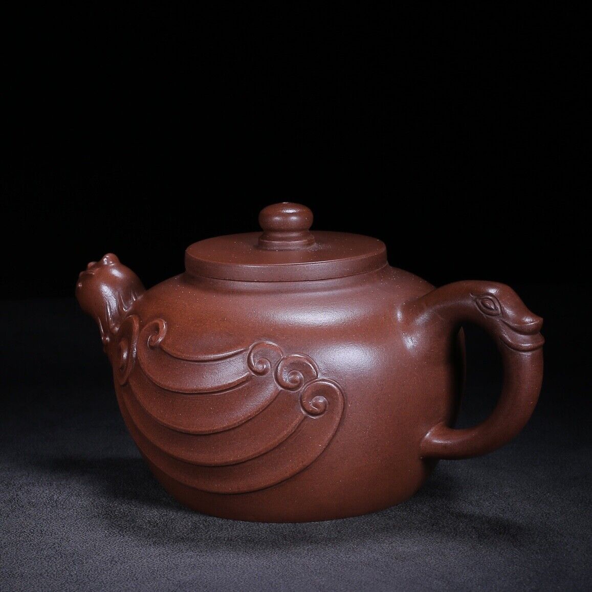 Chinese Yixing Zisha Clay Handmade Exquisite Teapot （天际 底款：陈鸣远）