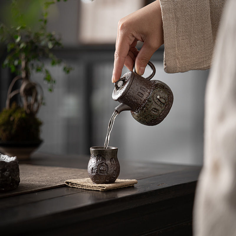 120ml Yixing Ceramic Tea Pot Kung Fu Tea Set Retro Handmade Crafts China