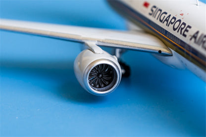 Phoenix SINGGAPORE AIRLINES for BOEING B777-200ER 9V-SQN 1/400 Aircraft Model