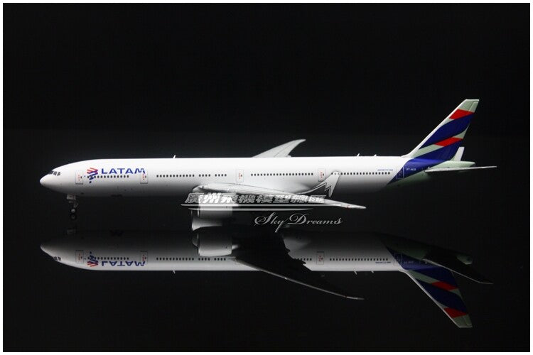 1:400 GeminiJets LATAM BOEING B777-300ER Airplane Diecast Plane Aircraft Model