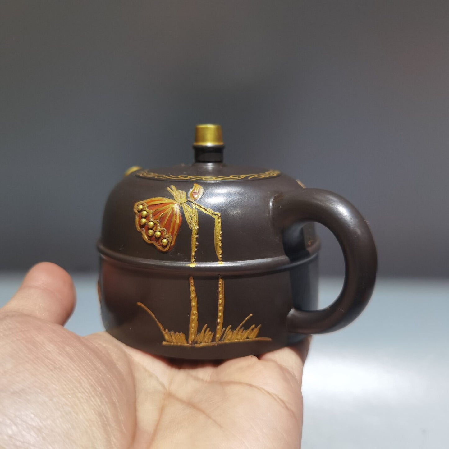 Chinese Yixing Zisha Clay Handmade Exquisite Teapot（描金腰线汉铎壶 低款：顾景舟）