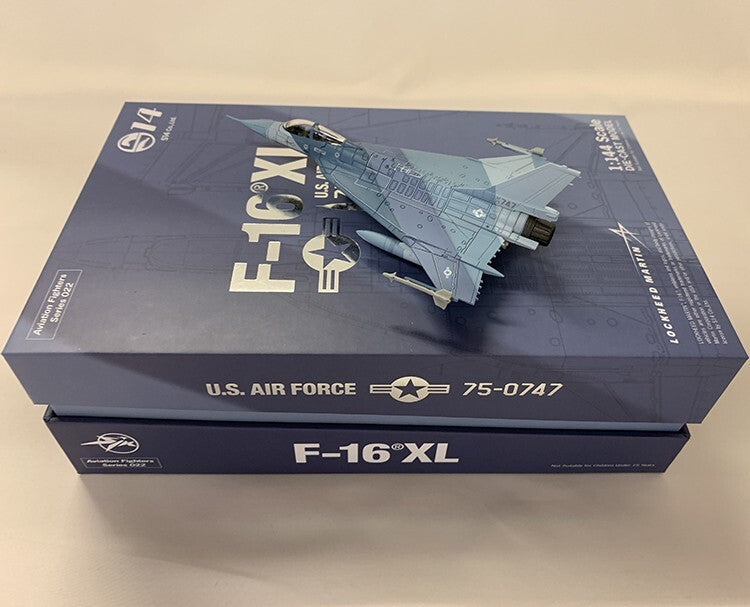 1:144 S14 F-16XL U.S. Air Force XL-2 Prototype 75-074 Fighter Diecast Model