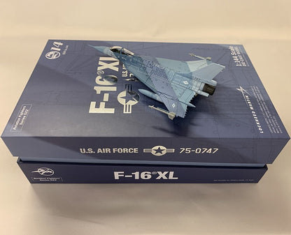 1:144 S14 F-16XL U.S. Air Force XL-2 Prototype 75-074 Fighter Diecast Model