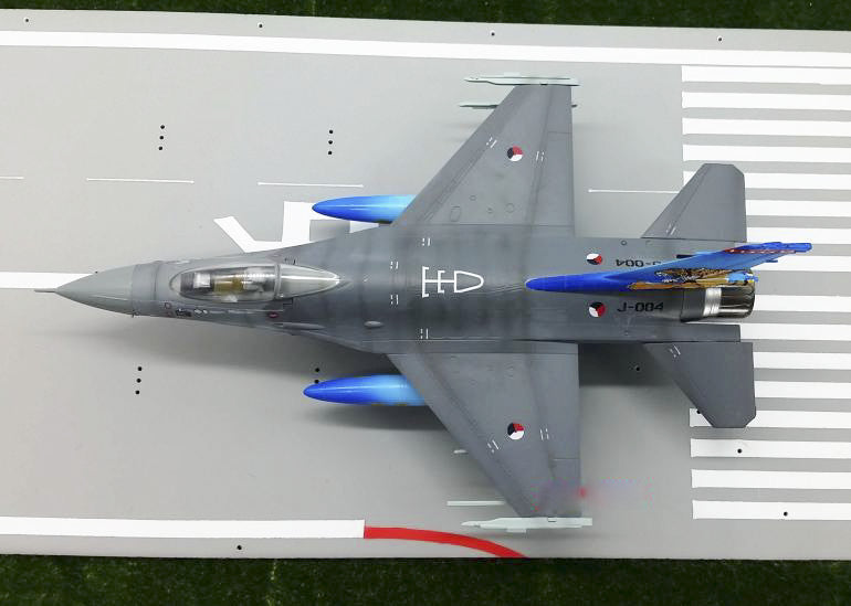 USA F-16A J-004 NTAF TIGER MEET 1/72 aircraft finished plane Easy model