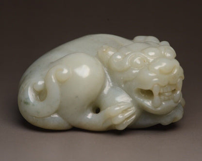 Chinese Antique Hetian Jade Carved Sculpture Exquisite Beast Statue Collections