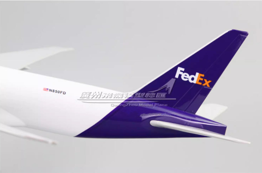 1:150 49CM FedEx BOEING 777F Airplane Landing Gears Resin Aircraft Plane Model