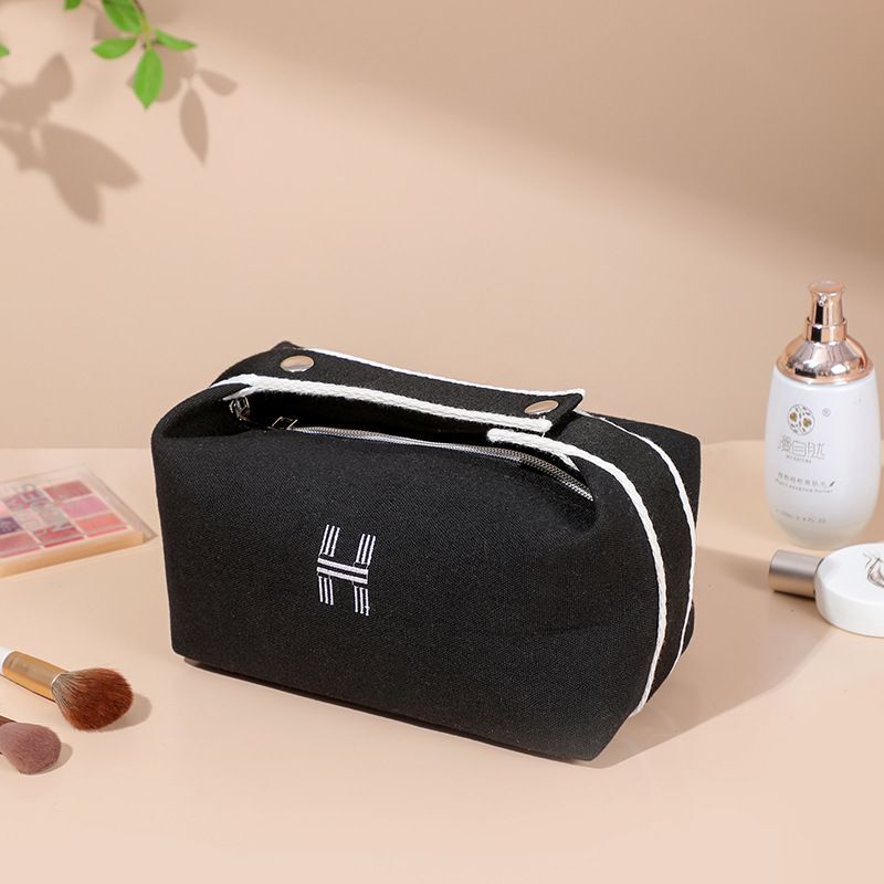 Waterproof Travel Cosmetic Bag Outdoor Dustproof Toiletries Storage 22*12*9 CM