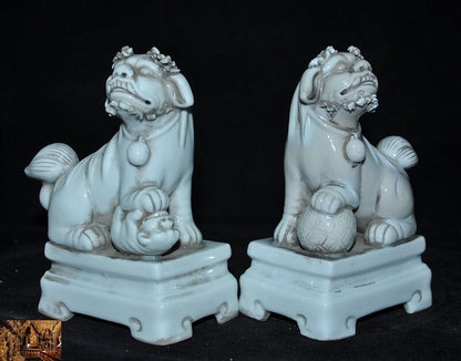 5" China Old Dehua White Porcelain Glaze Fu Foo Dog Lion Beast Statue Pair