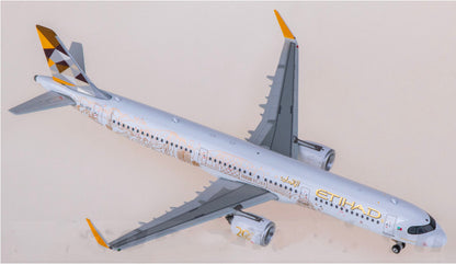 1:400 Phoenix ETIHAD Airlines A321neo Passenger Airplane Diecast Aircraft Model