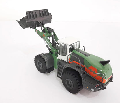1:50 NZG LIEBHERR L586 - 4 Loader Construction Machinery Equipment Diecast Model