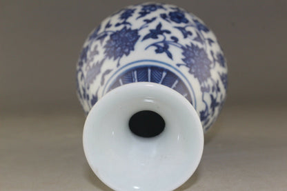 RARE BLUE AND WHITE PORCELAIN FLOWER VASE OF CHINESE ANTIQUE