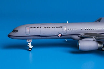 1:200 JC Wings Royal New Zealand Air Force BOEING 757-200 Airplane Diecast Model