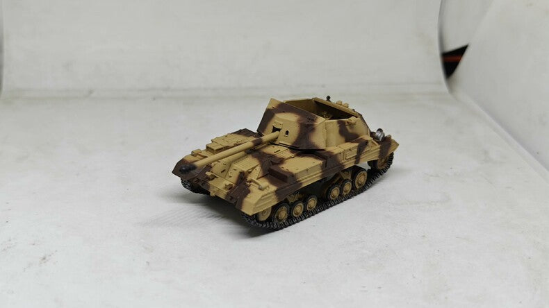 Hand-painted 1/72 UK Archer self-propelled anti-tank gun finished model