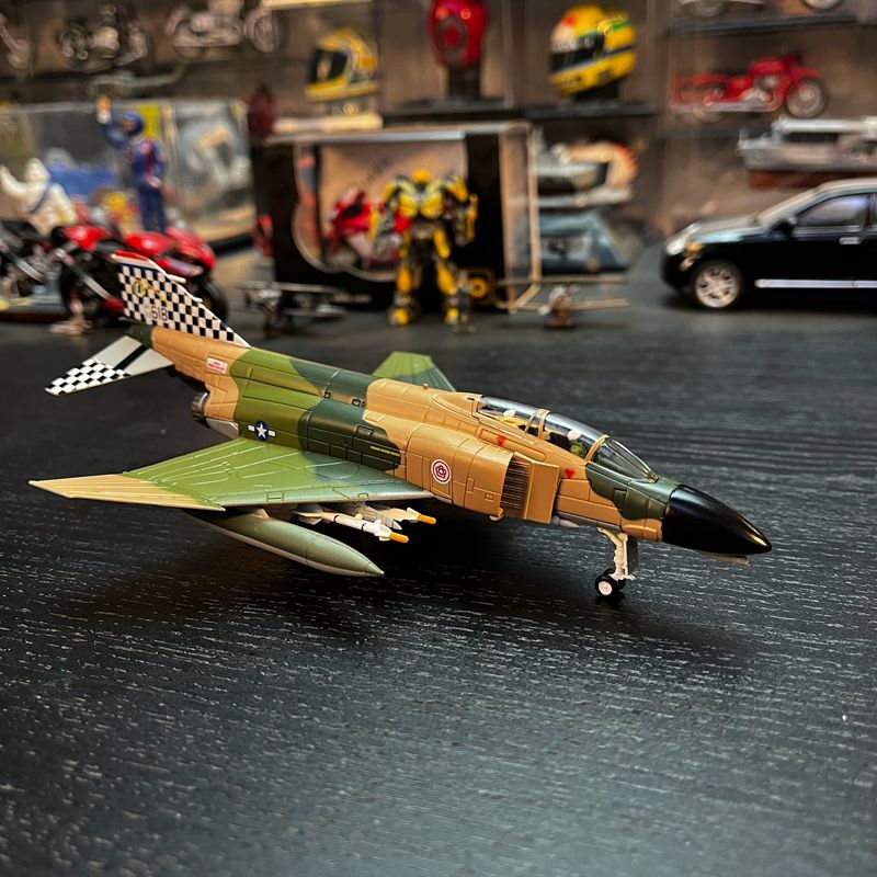 1:100 US F4C Phantom Fighter Alloy Aircraft Model Team 63 in Türkiye