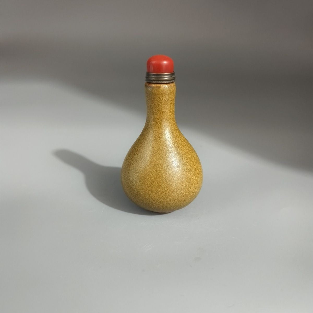 Chinese Tea Dust Glaze Porcelain Snuff Bottle 8cm Qing Style Collectible