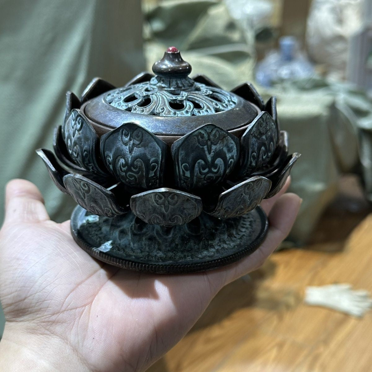 Antique Bronze Lotus Incense Burner Wide Buddhist Censer For Home Tea Ceremony