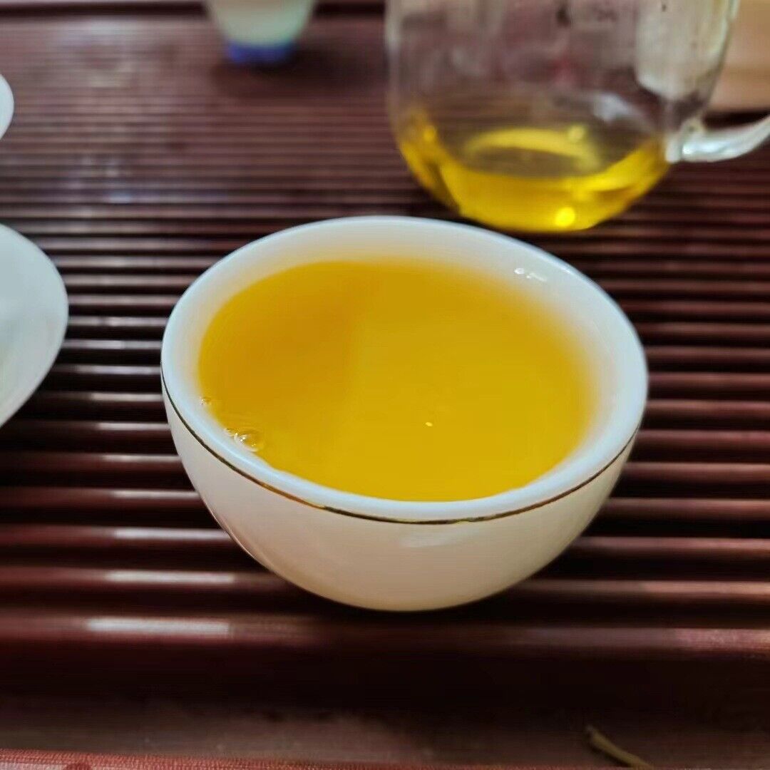 357g Yunnan Pu'er Tea Dingjiazhai Ancient First Spring Pu'er Raw Tea Cake Tea