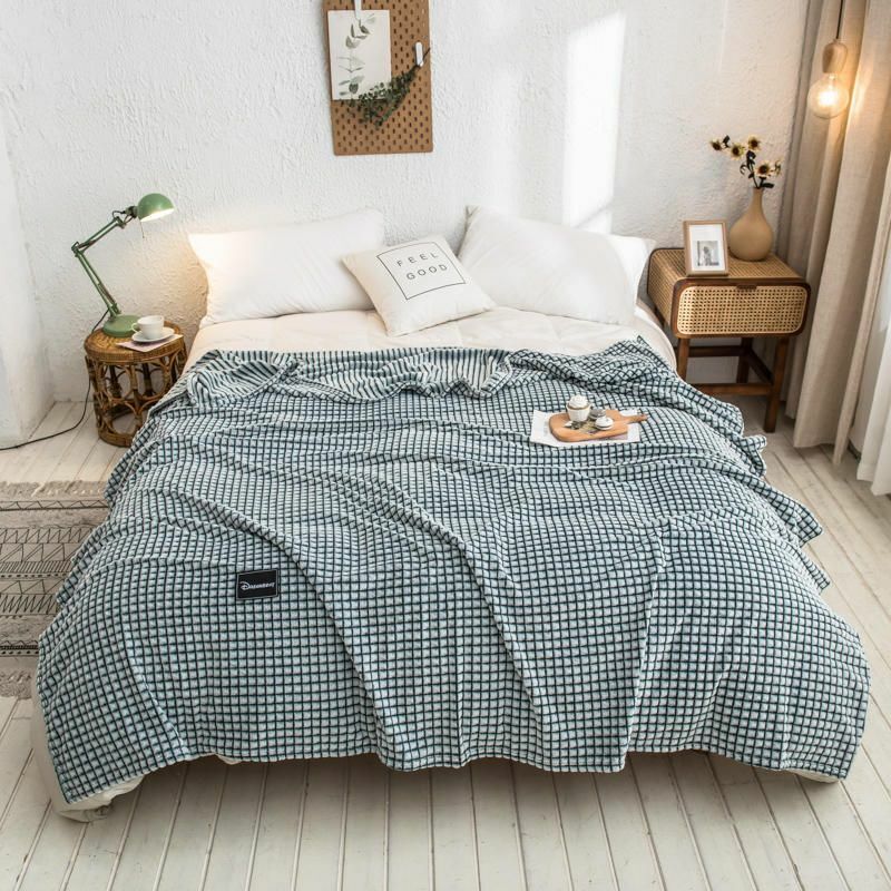 Blankets Plaid Beds Coral Fleece Gray Color Single/Queen/King Flannel Bedspreads