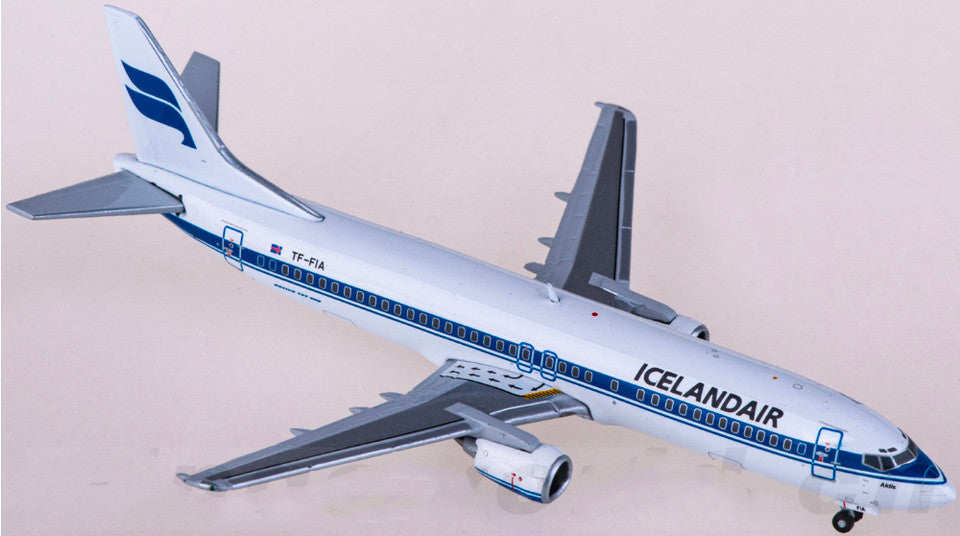 1:400 JC Wings ICELANDAIR BOEING 737-400 Passenger Plane Diecast Aircraft Model