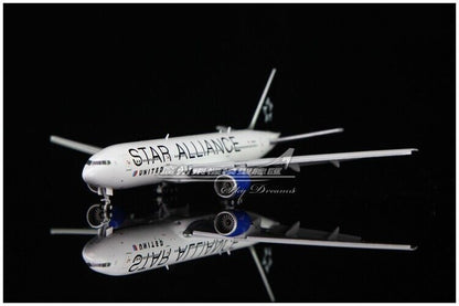 1:400 JC Wings UNITED STAR ALLIANCE B777-200ER Airplane Flap Down Diecast Model