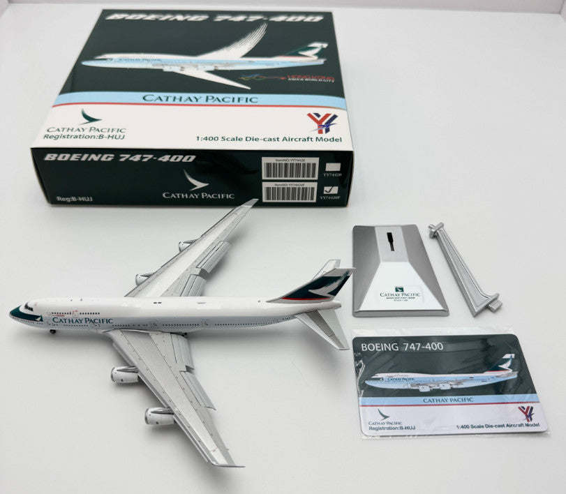 1:400 YY Wings CATHAY PACIFIC BOEING 747-400 Flap Down Airplane Diecast Model