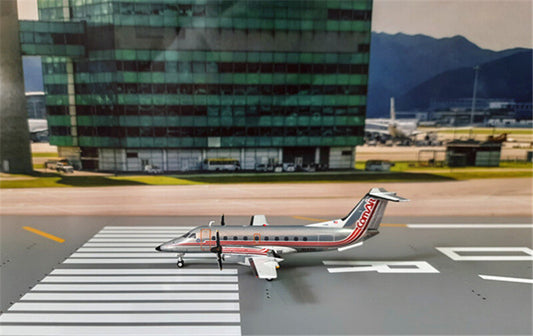 GeminiJets Comair EMBRAER EMB-120RT N137H 1:200 DIECAST Aircraft Pre-built Model
